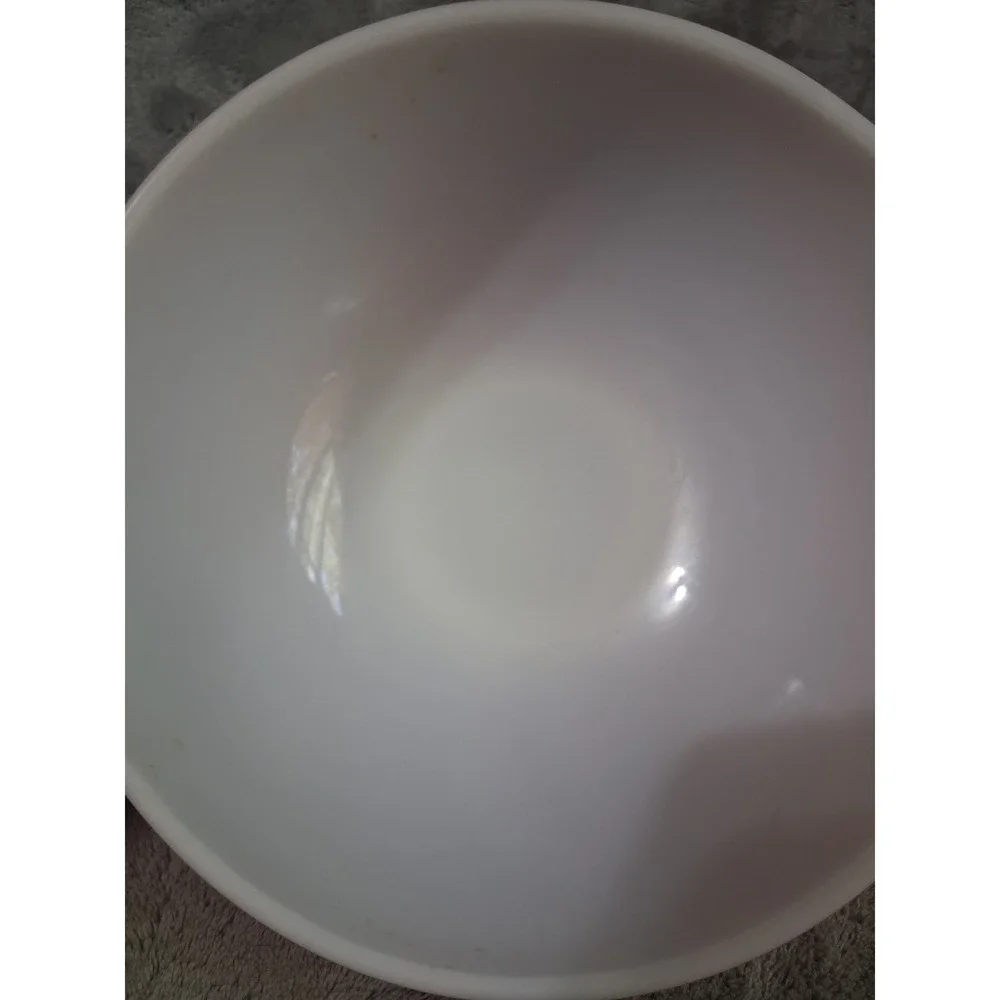 Pyrex this bowl